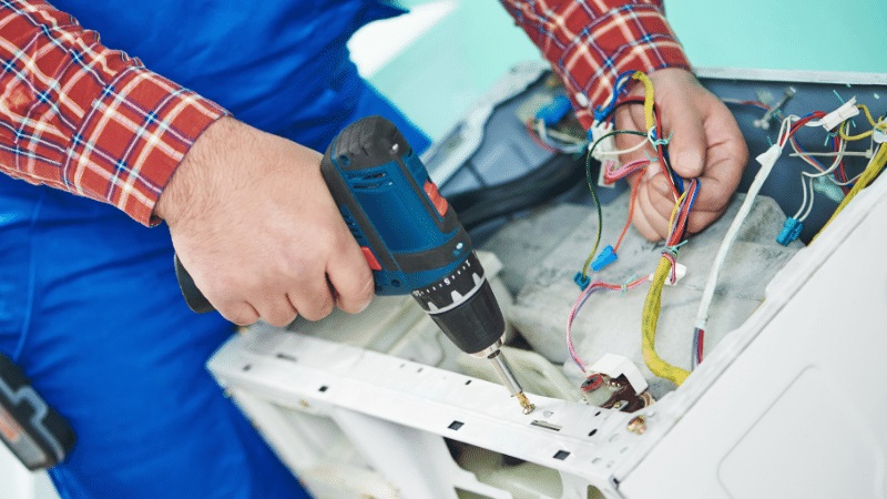 Kocaeli Termodinamik Termodinamik çamaşır makinesi kart tamiri – Su almama arızası orijinal parça ile giderildi. - Teknik servis örneği